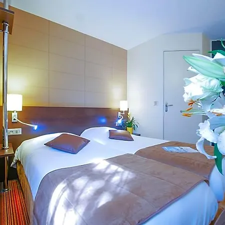 Hotel Design & Restaurant Alencon Valframbert